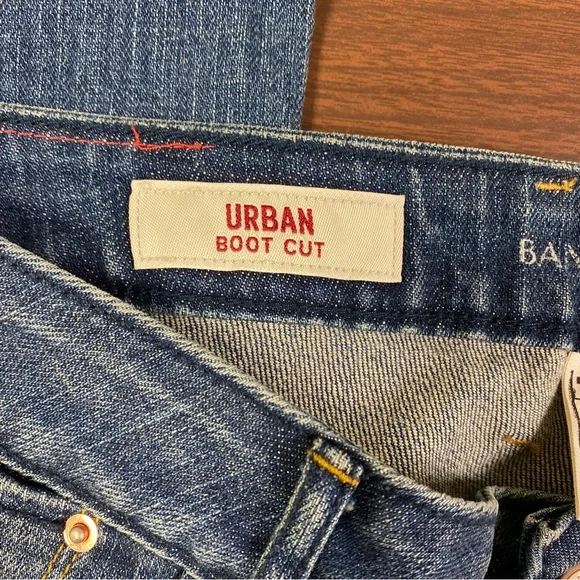 Banana Republic Urban Boot Cut Stretch Jeans, Size 6, NWT - Picture 10 of 13